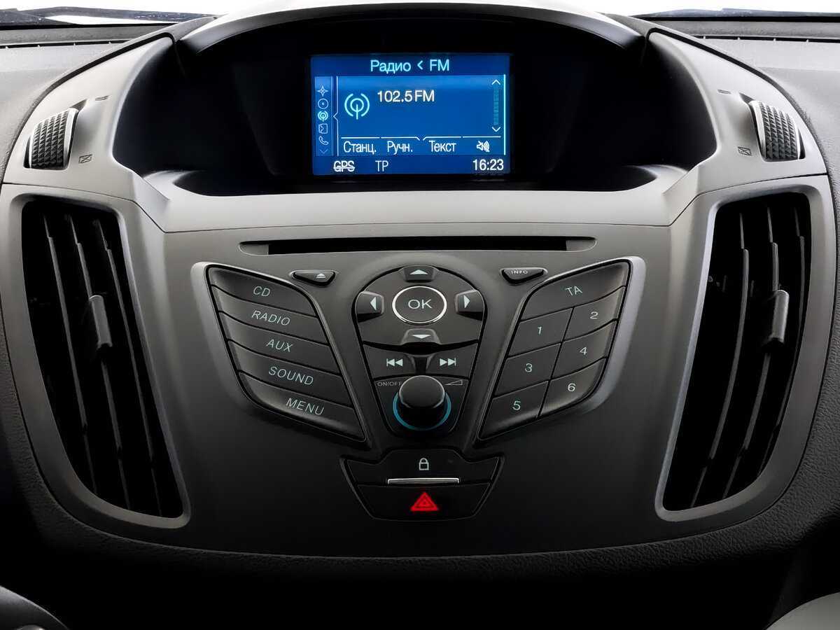 Ford Kuga с пробегом — 2016 год. Фото: #12