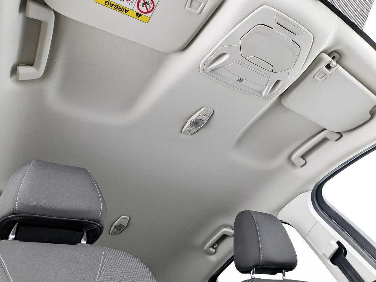 Ford Kuga с пробегом — 2016 год. Фото: #17