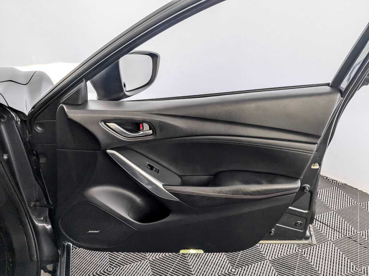 Mazda 6 с пробегом — 2014 год. Фото: #19