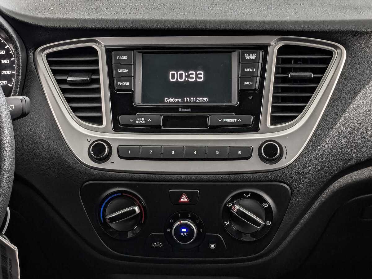 Hyundai Solaris с пробегом — 2022 год. Фото: #12