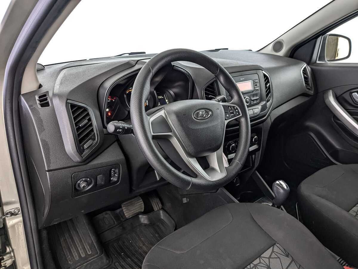 Lada (ВАЗ) XRAY с пробегом — 2019 год. Фото: #10