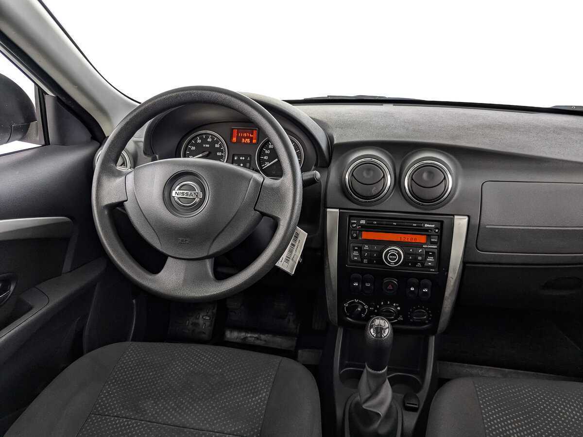 Nissan Almera с пробегом — 2015 год. Фото: #16