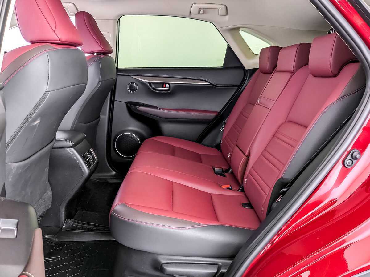 Lexus NX с пробегом — 2019 год. Фото: #9