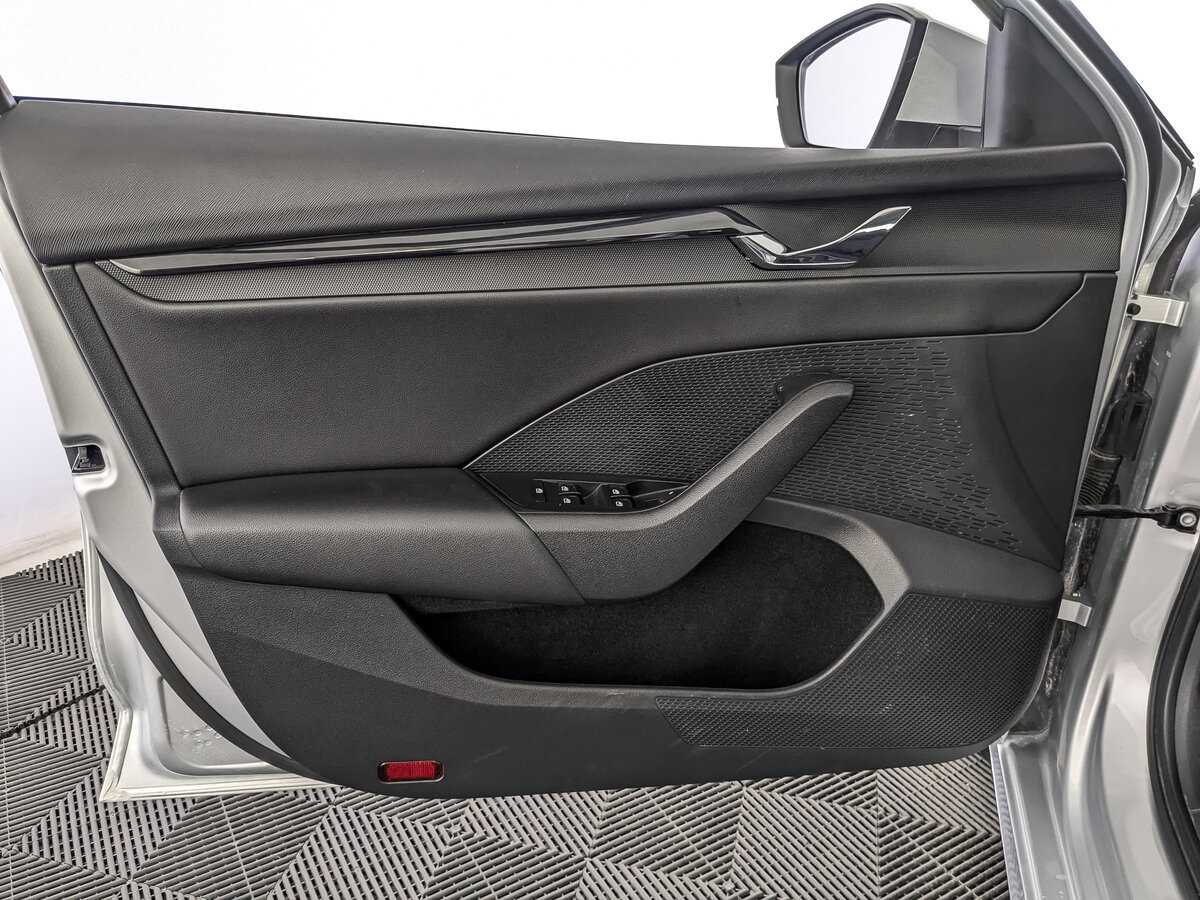 Skoda Octavia с пробегом — 2021 год. Фото: #14