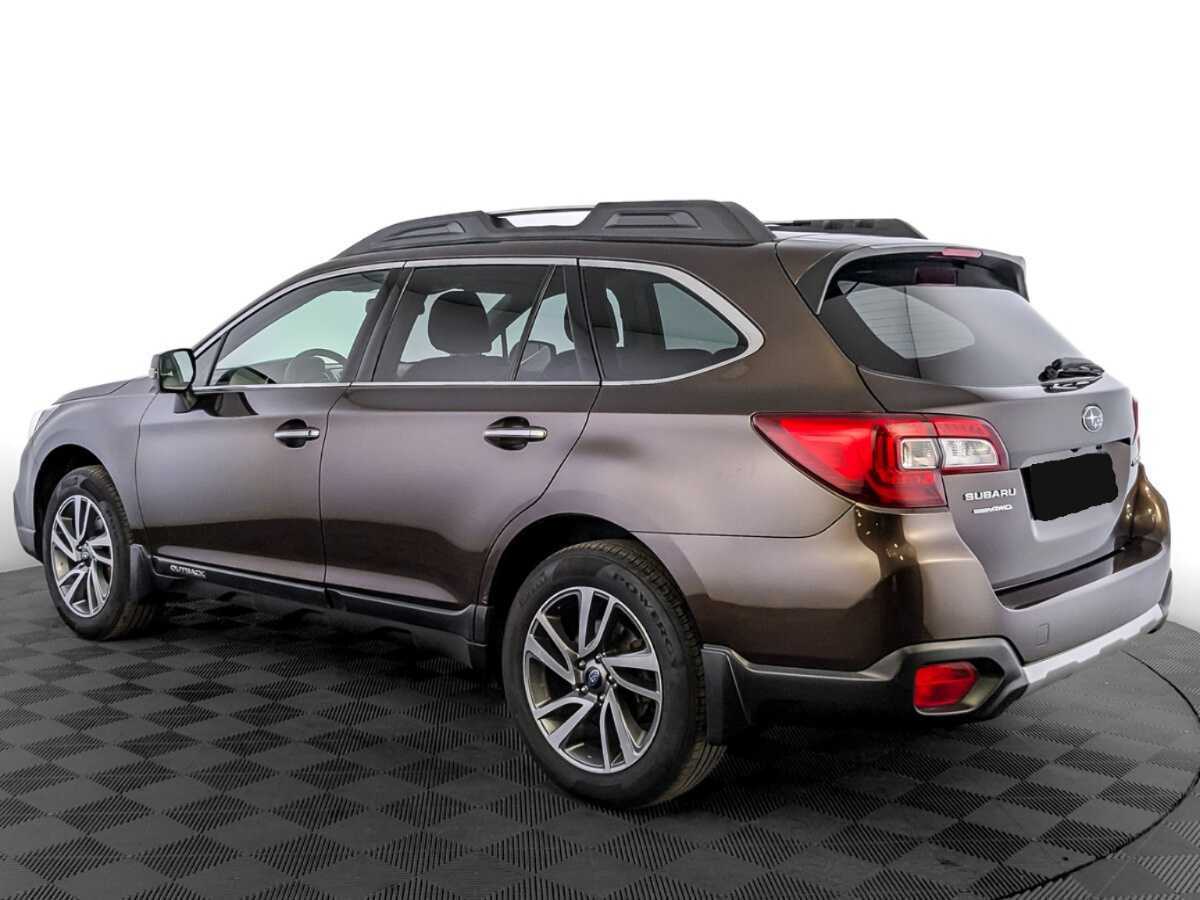 Subaru Outback с пробегом — 2017 год. Фото: #6