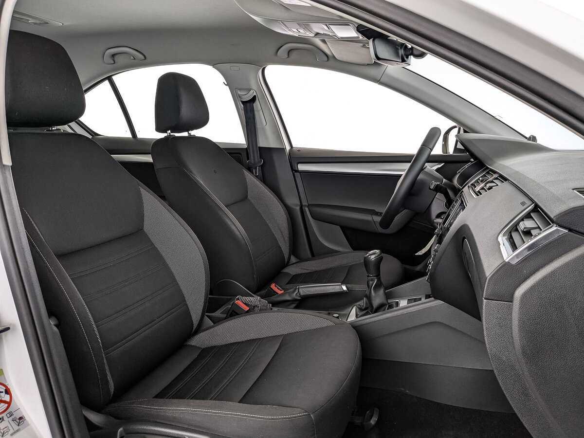 Skoda Octavia с пробегом — 2017 год. Фото: #18