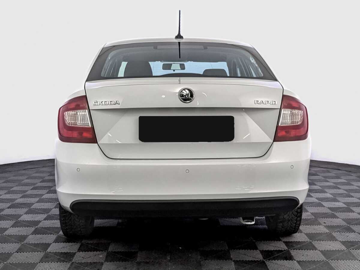 Skoda Rapid с пробегом — 2019 год. Фото: #5