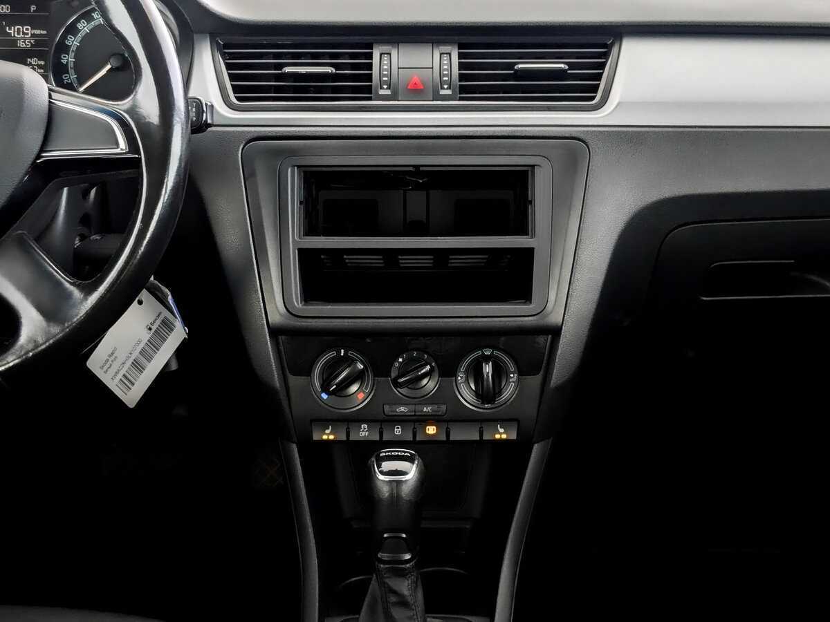 Skoda Rapid с пробегом — 2019 год. Фото: #12