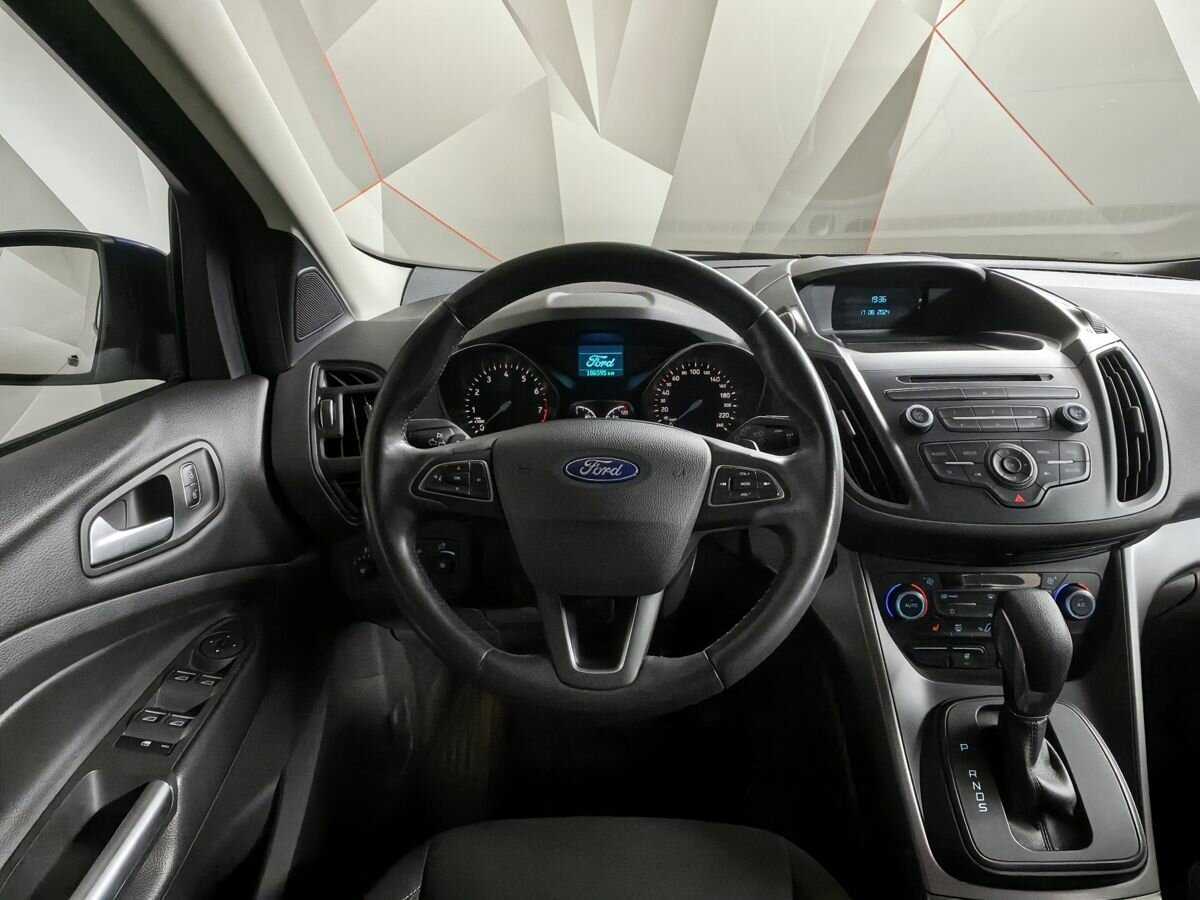 Ford Kuga с пробегом — 2018 год. Фото: #14