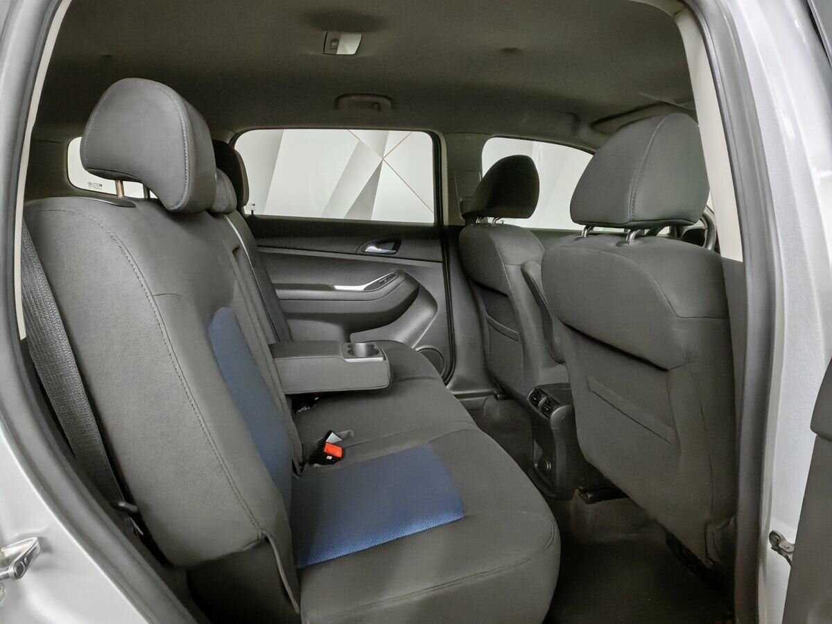 Chevrolet Orlando с пробегом — 2014 год. Фото: #11