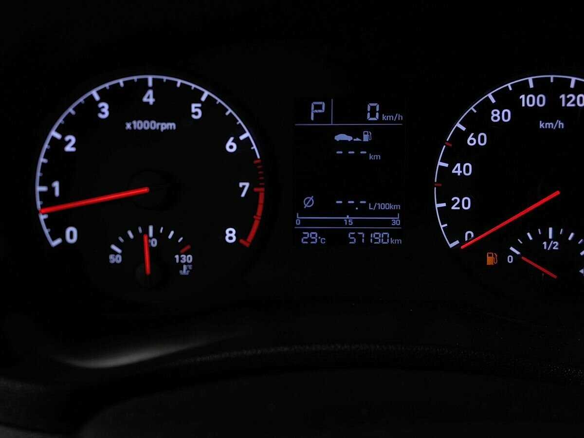 Hyundai Solaris с пробегом — 2019 год. Фото: #12