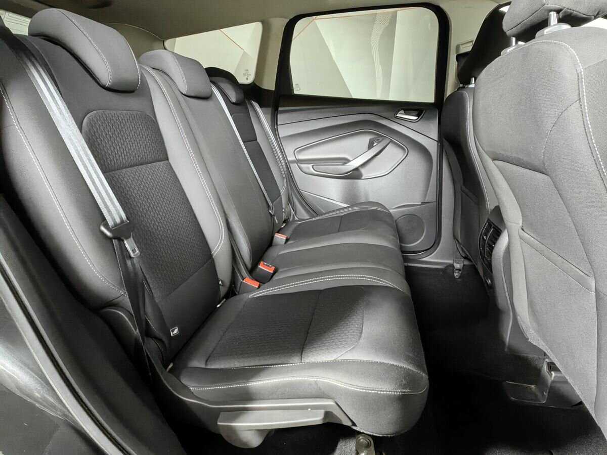 Ford Kuga с пробегом — 2018 год. Фото: #10