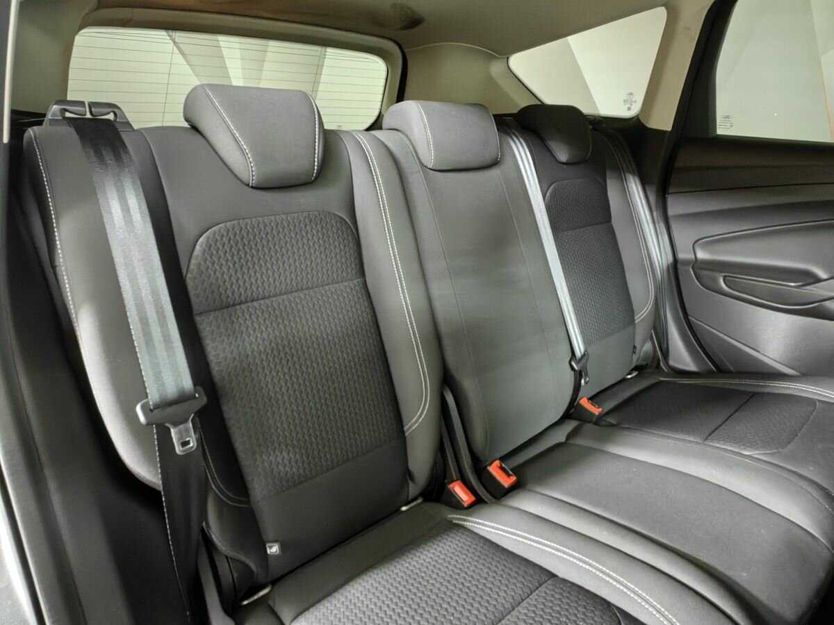 Ford Kuga с пробегом — 2018 год. Фото: #11