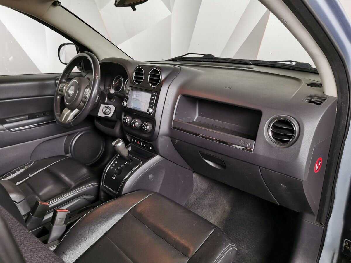 Jeep Compass с пробегом — 2012 год. Фото: #8