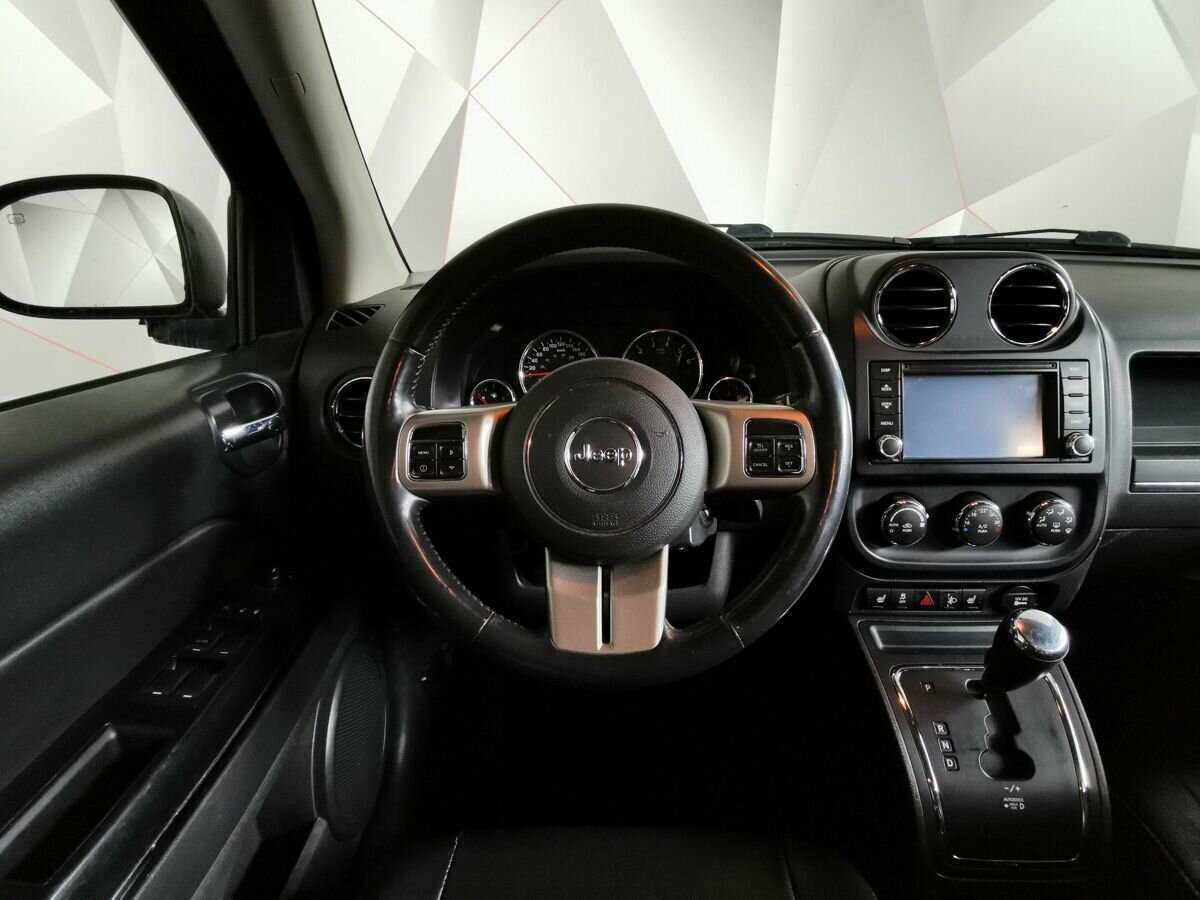 Jeep Compass с пробегом — 2012 год. Фото: #13