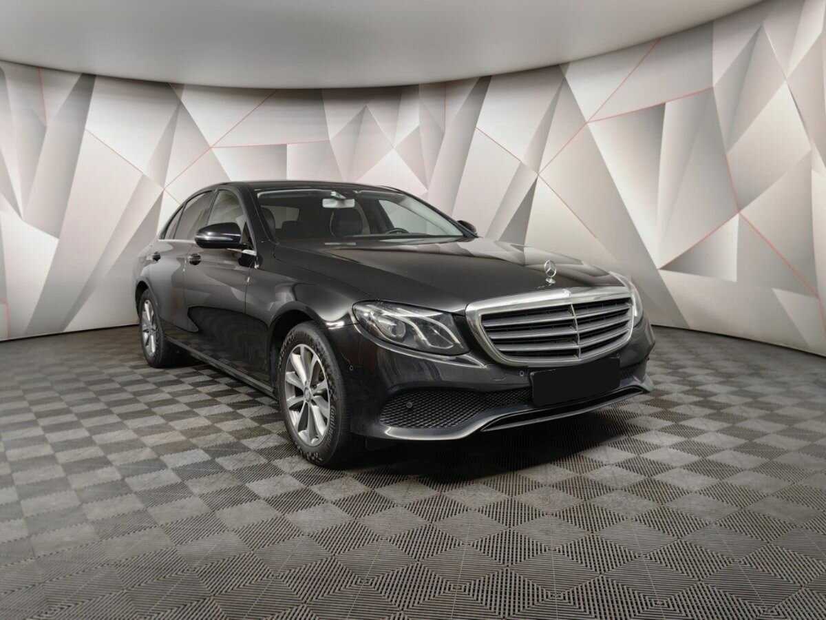 Mercedes-Benz E-Класс с пробегом — 2016 год. Фото: #2