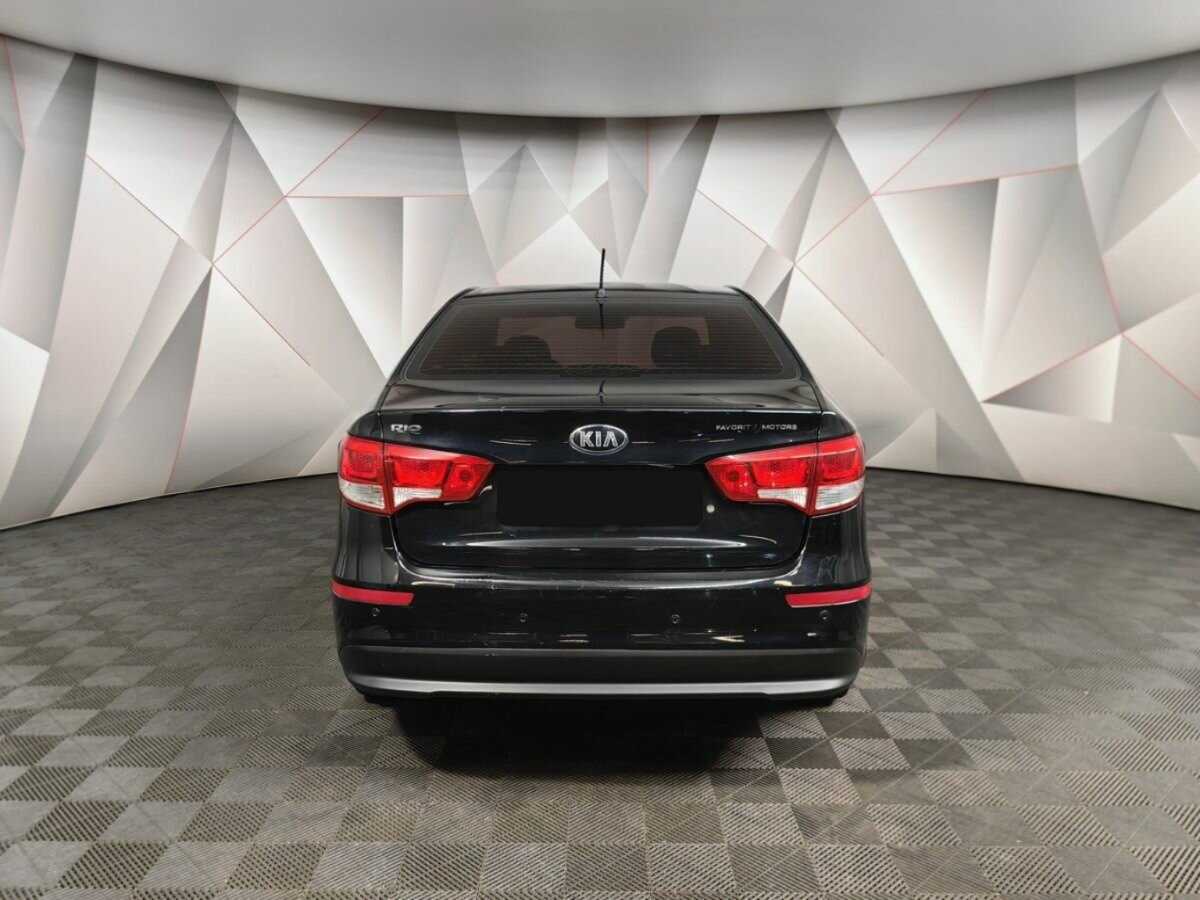 Kia Rio с пробегом — 2015 год. Фото: #7