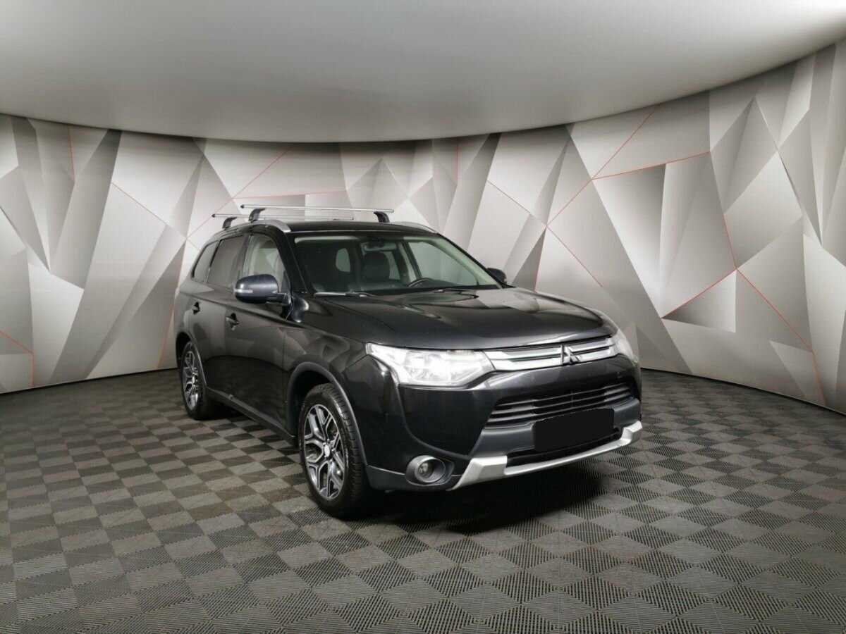 Mitsubishi Outlander с пробегом — 2014 год. Фото: #2
