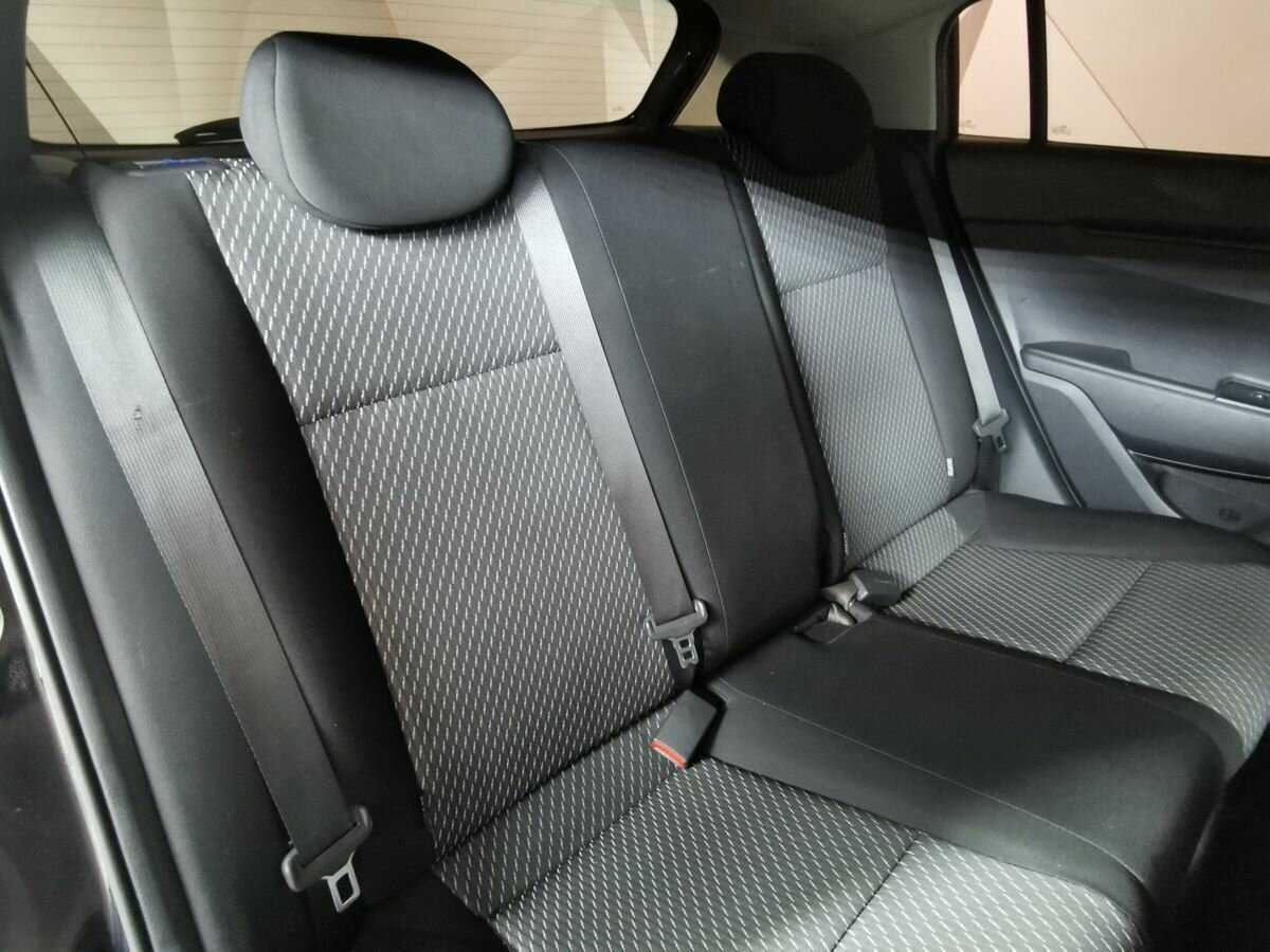 Kia Rio с пробегом — 2018 год. Фото: #12