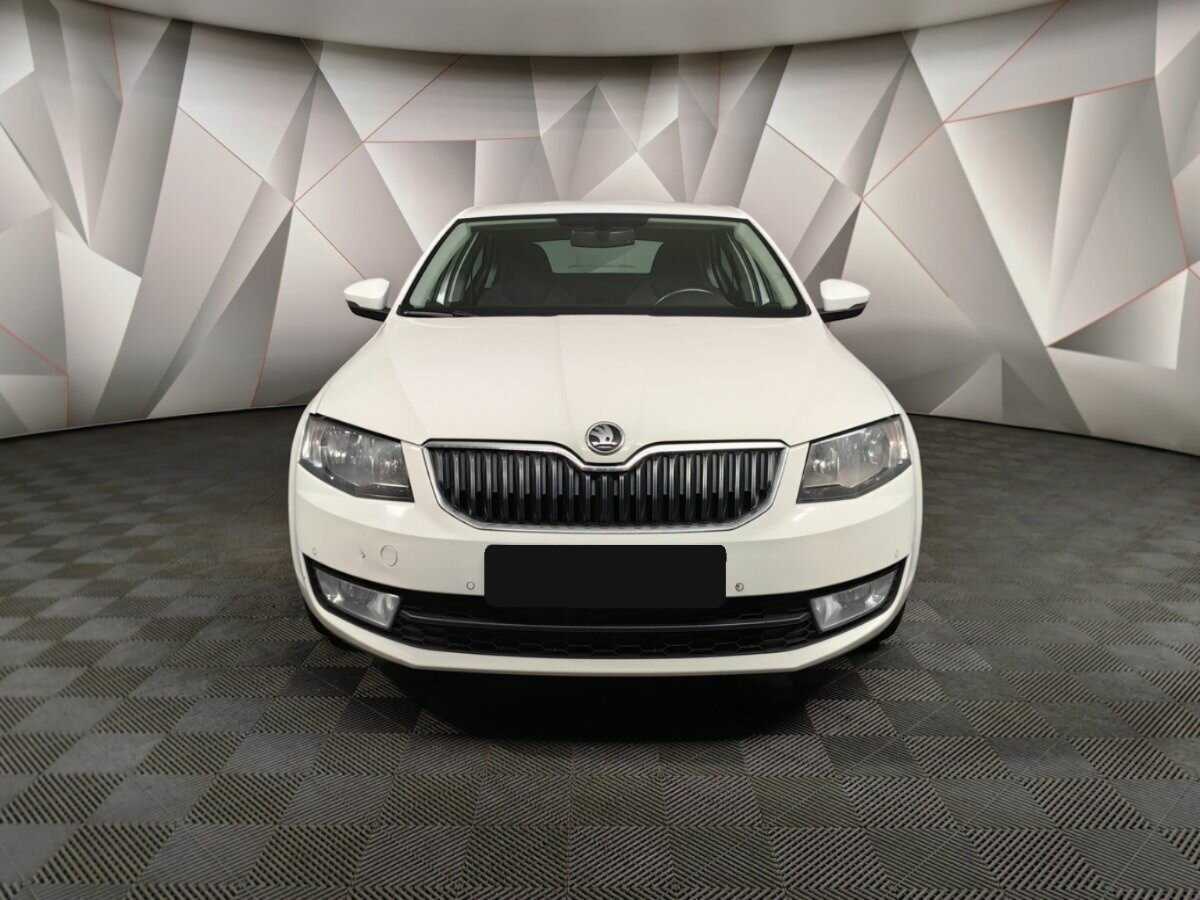 Skoda Octavia с пробегом — 2015 год. Фото: #6
