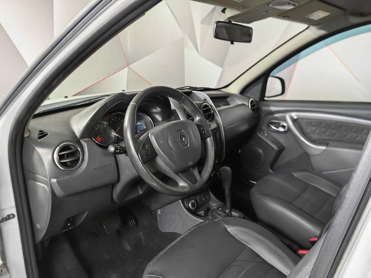 Renault Duster с пробегом — 2016 год. Фото: #12