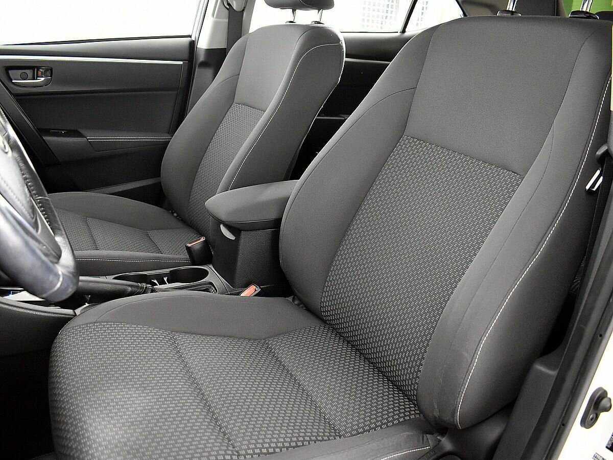 Toyota Corolla с пробегом — 2017 год. Фото: #7