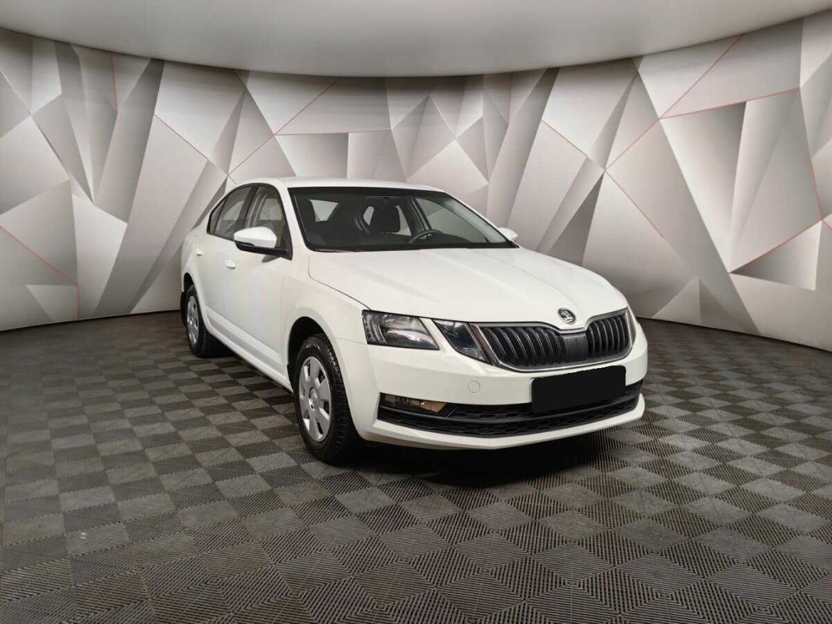 Skoda Octavia с пробегом — 2020 год. Фото: #2