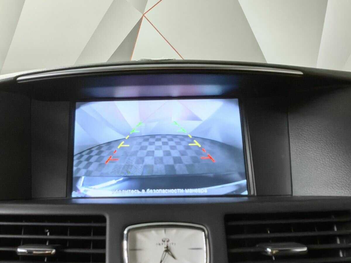 Infiniti Q70 с пробегом — 2016 год. Фото: #15