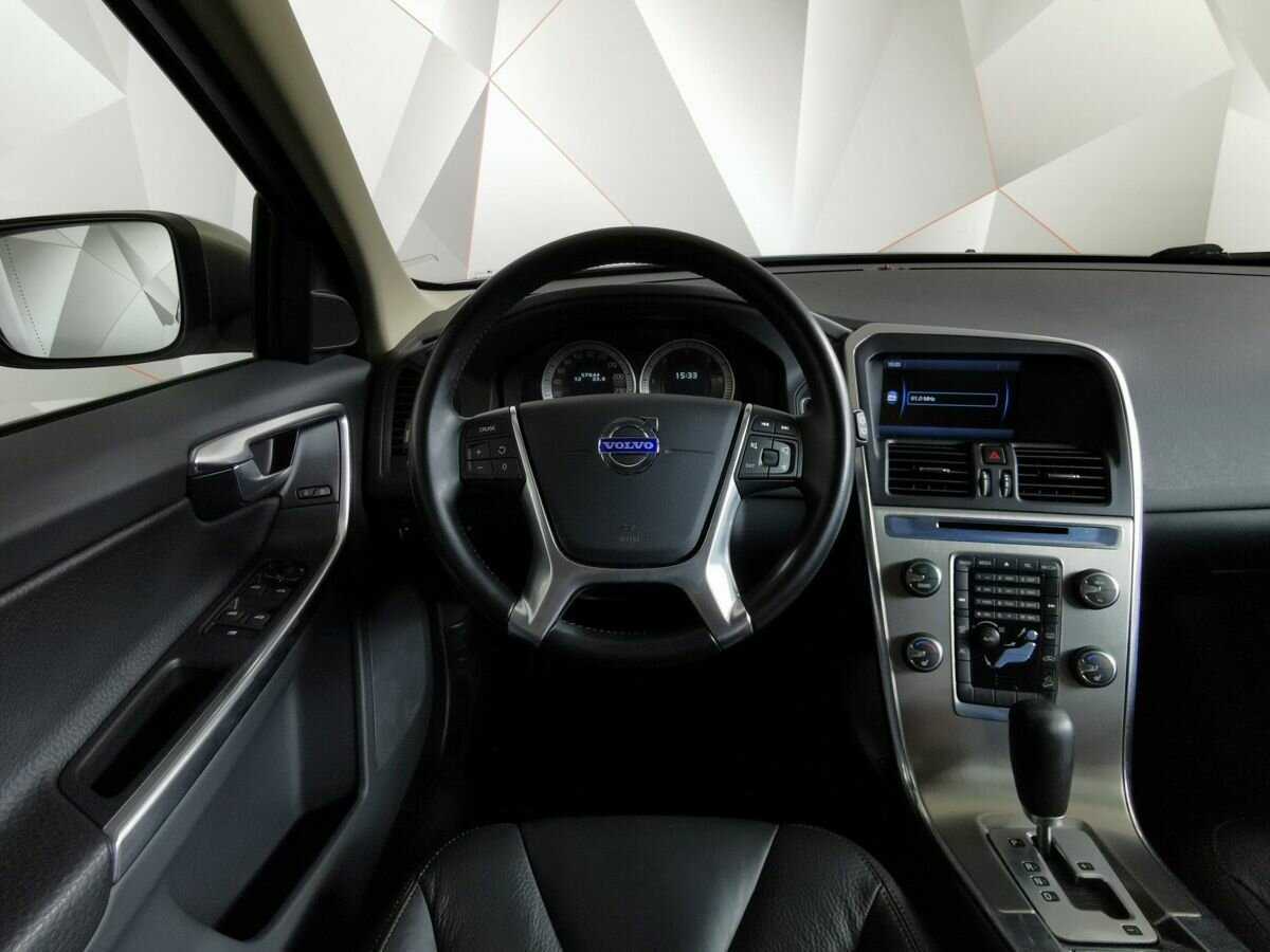 Volvo XC60 с пробегом — 2012 год. Фото: #14