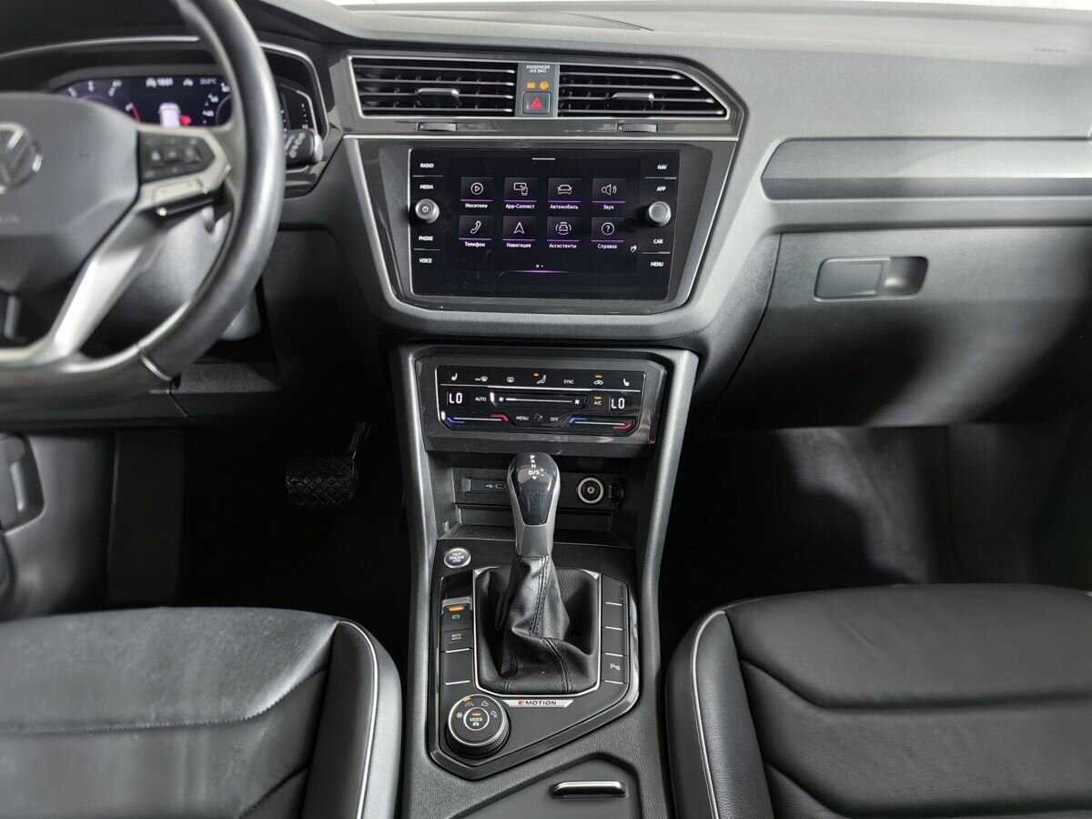 Volkswagen Tiguan с пробегом — 2021 год. Фото: #10