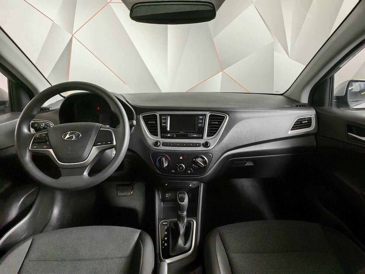 Hyundai Solaris с пробегом — 2021 год. Фото: #9