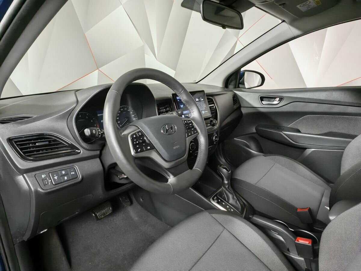 Hyundai Solaris с пробегом — 2022 год. Фото: #12