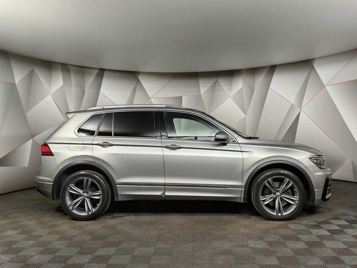 Volkswagen Tiguan с пробегом — 2018 год. Фото: #4