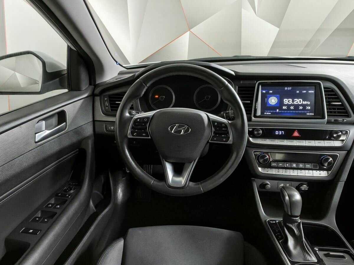 Hyundai Sonata с пробегом — 2018 год. Фото: #14