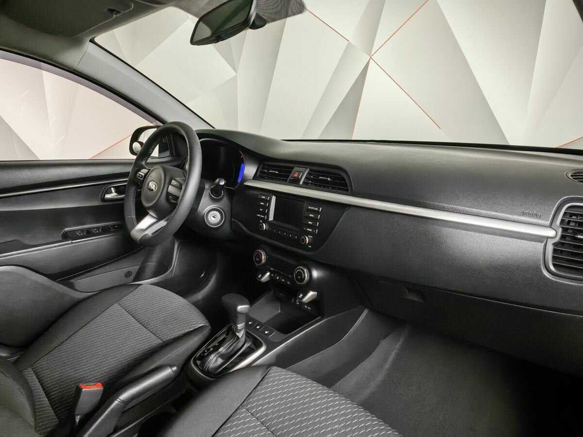 Kia Rio с пробегом — 2019 год. Фото: #8