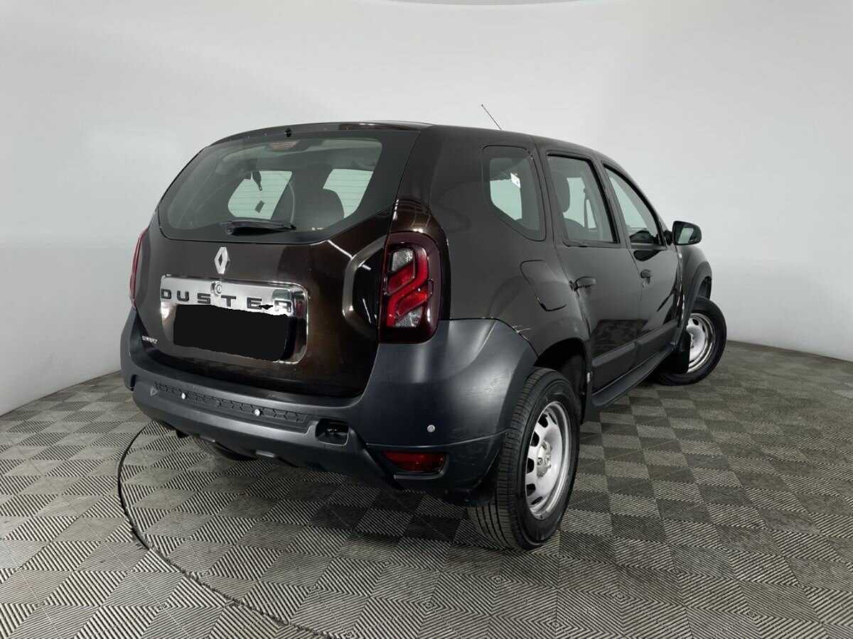 Renault Duster с пробегом — 2016 год. Фото: #5