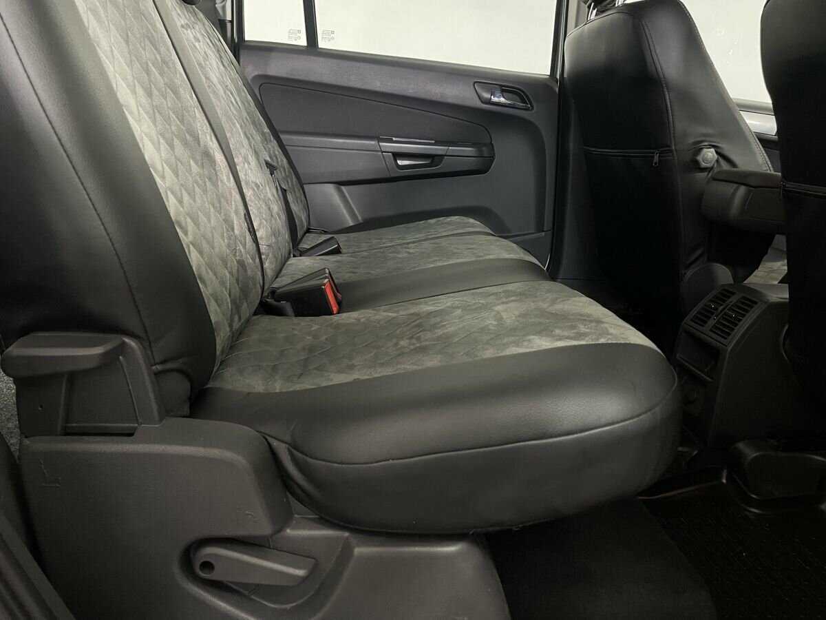 Opel Zafira с пробегом — 2012 год. Фото: #15