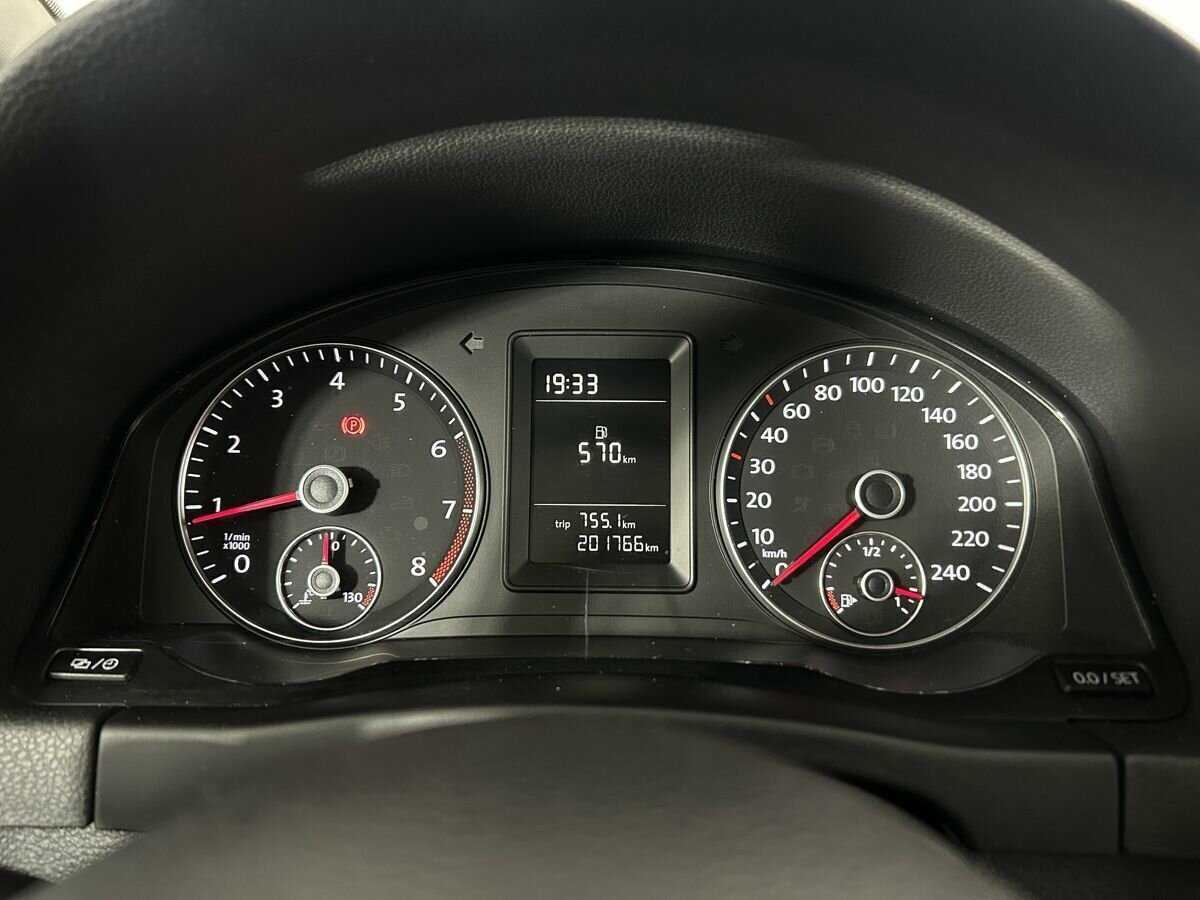 Volkswagen Golf Plus с пробегом — 2012 год. Фото: #9