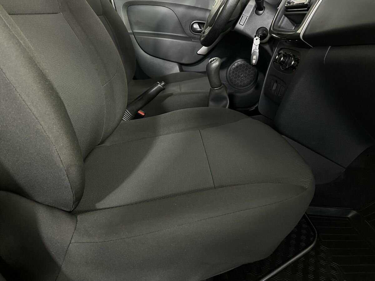 Renault Logan с пробегом — 2018 год. Фото: #13