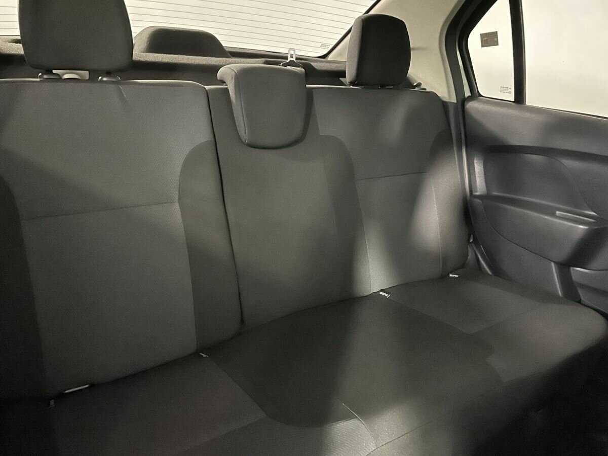 Renault Logan с пробегом — 2018 год. Фото: #14