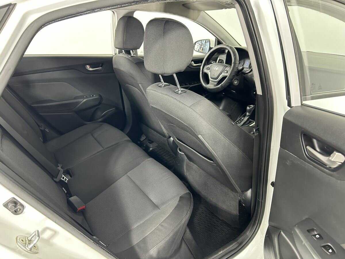 Hyundai Solaris с пробегом — 2017 год. Фото: #15
