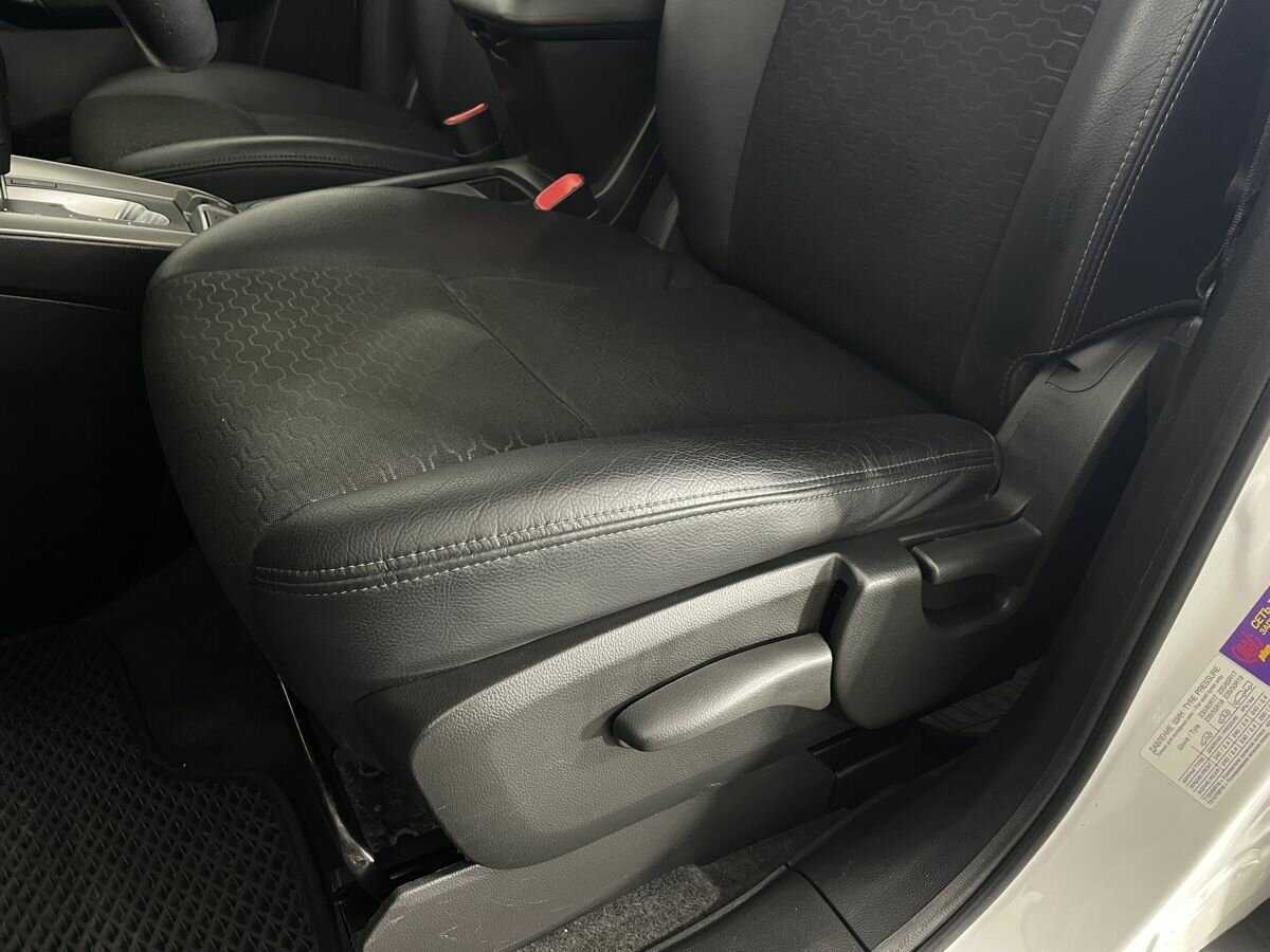 Chevrolet Captiva с пробегом — 2014 год. Фото: #9