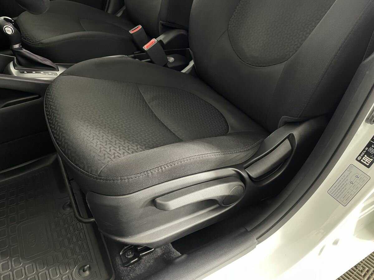 Kia Rio с пробегом — 2016 год. Фото: #8
