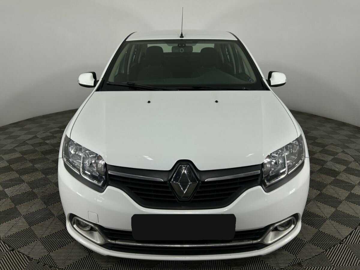 Renault Logan с пробегом — 2016 год. Фото: #1