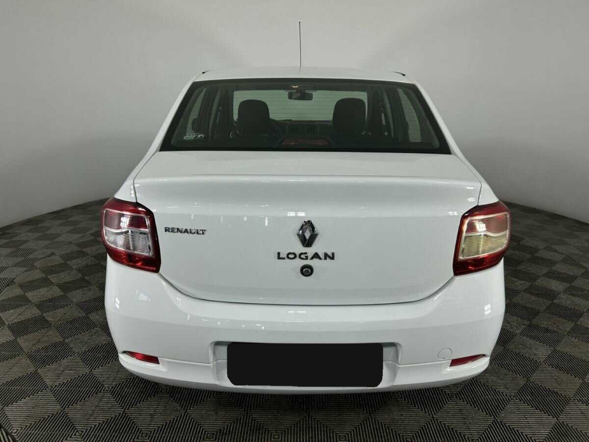Renault Logan с пробегом — 2016 год. Фото: #2