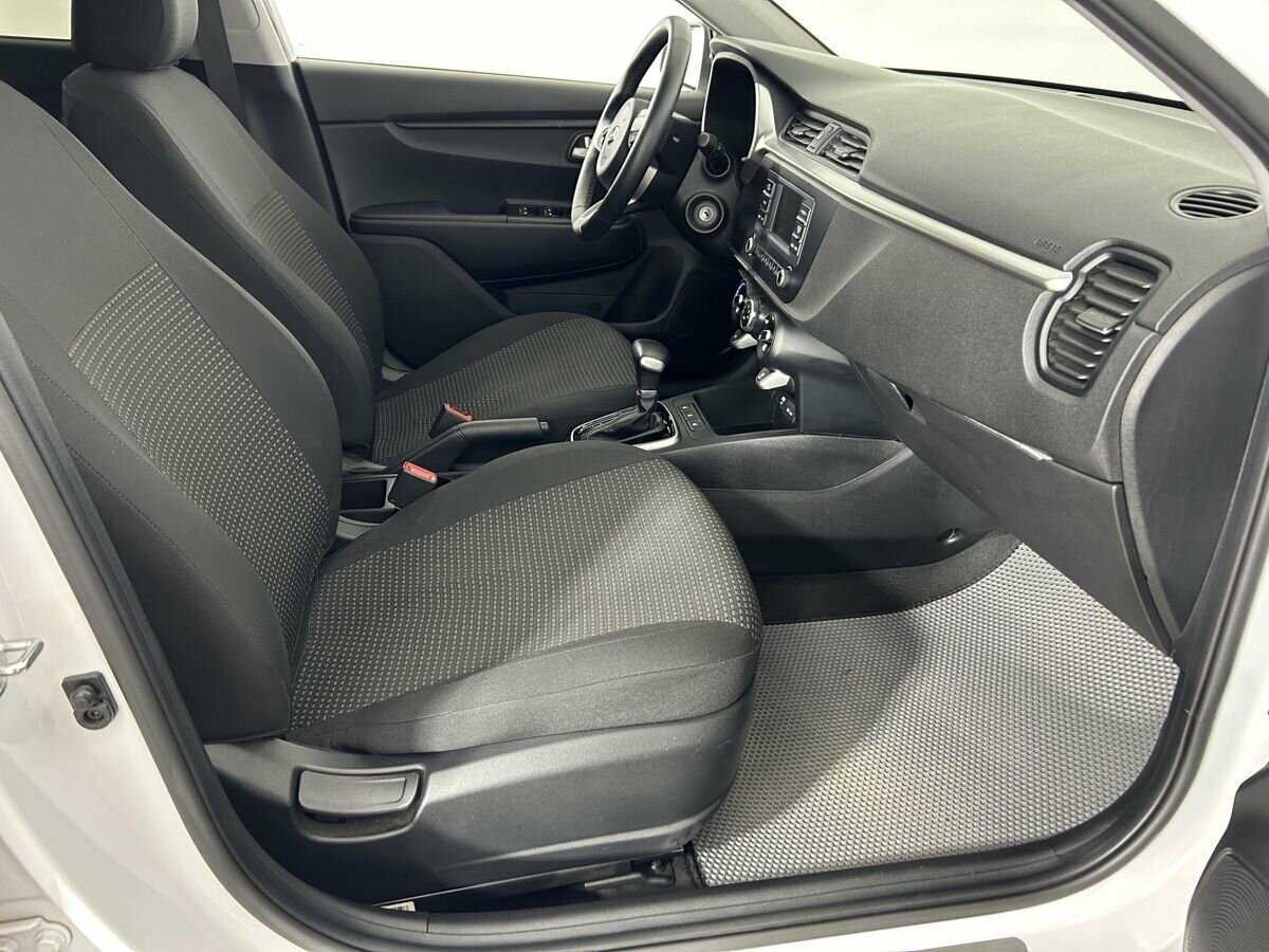 Kia Rio с пробегом — 2021 год. Фото: #13