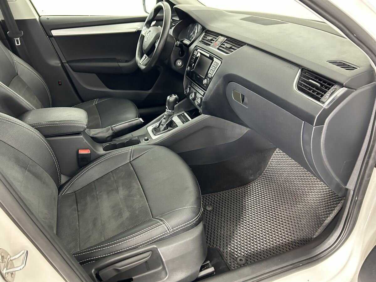 Skoda Octavia с пробегом — 2014 год. Фото: #13