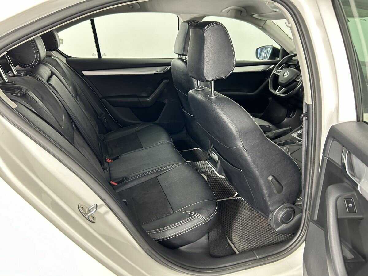 Skoda Octavia с пробегом — 2014 год. Фото: #15