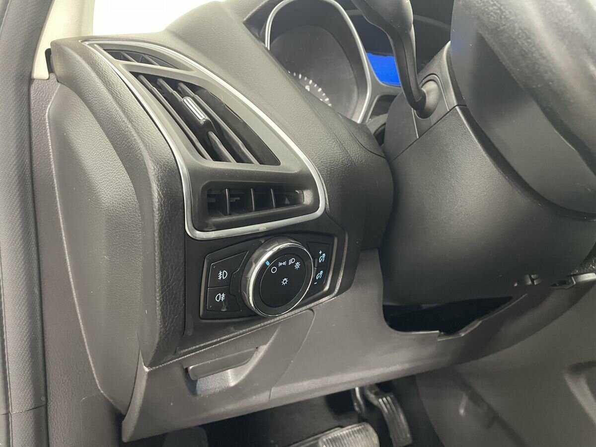 Ford Focus с пробегом — 2013 год. Фото: #8