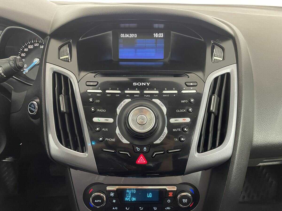 Ford Focus с пробегом — 2013 год. Фото: #11